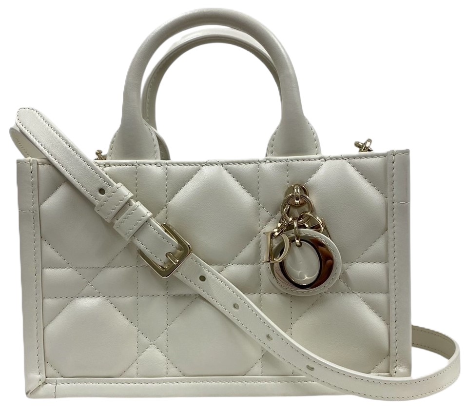 DIOR カナージュバッグ